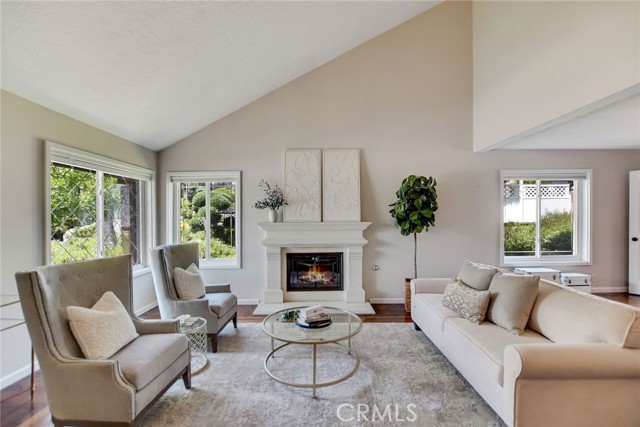 7022 Wheeler Avenue, La Verne CA: https://media.crmls.org/medias/ae942baa-c067-4662-ae2b-b51ea87ab904.jpg
