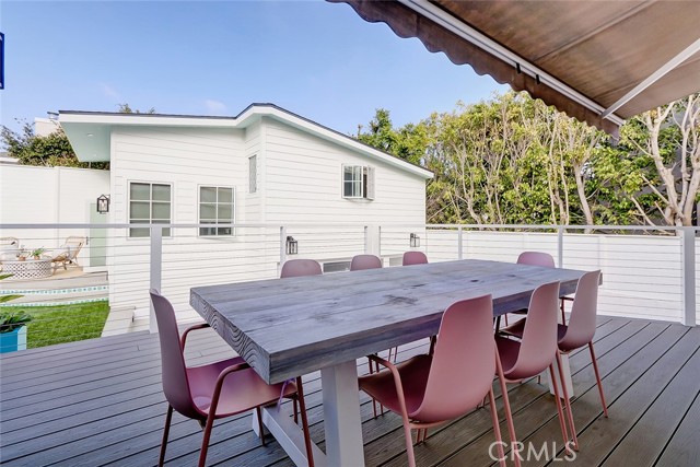 861 12th Court, Manhattan Beach, California 90266, 3 Bedrooms Bedrooms, ,2 BathroomsBathrooms,Residential,Sold,12th,SB21259266