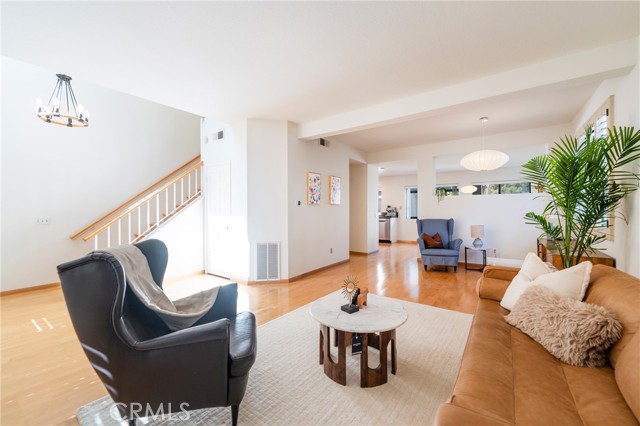 Front Image Thumbnail for CRSB25235851