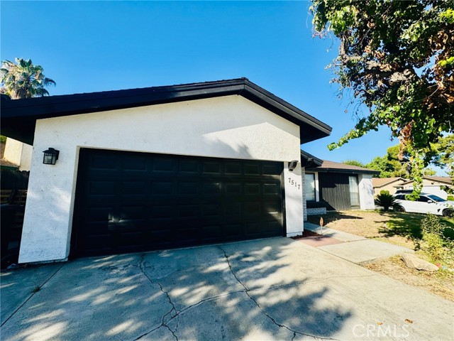 7517 Hachita Ct, Bakersfield, CA 93309 photo 2