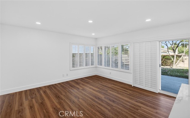 Detail Gallery Image 23 of 41 For 1527 Greenpoint Dr., Corona,  CA 92878 - 4 Beds | 2/1 Baths