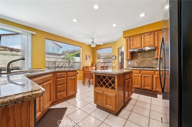 6586 Manzanita Court, Chino CA: https://media.crmls.org/medias/ae98302e-b464-47ce-8c29-8010afbfbeea.jpg