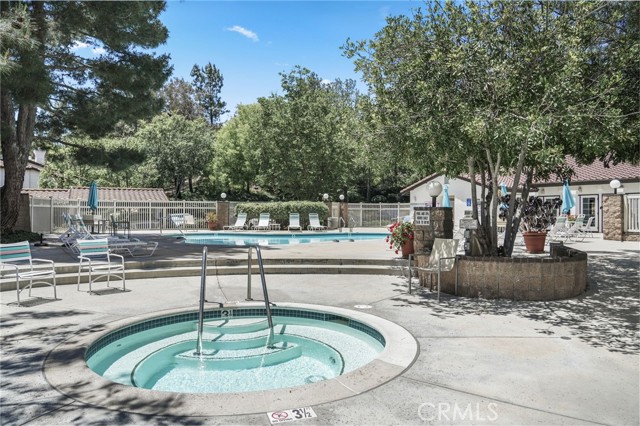 Detail Gallery Image 30 of 37 For 5473 Spanish Oak Ln #G,  Oak Park,  CA 91377 - 2 Beds | 2/1 Baths