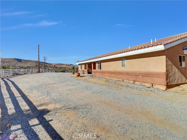 Detail Gallery Image 18 of 75 For 5040 Brisbane Ave, Yucca Valley,  CA 92284 - 3 Beds | 2 Baths