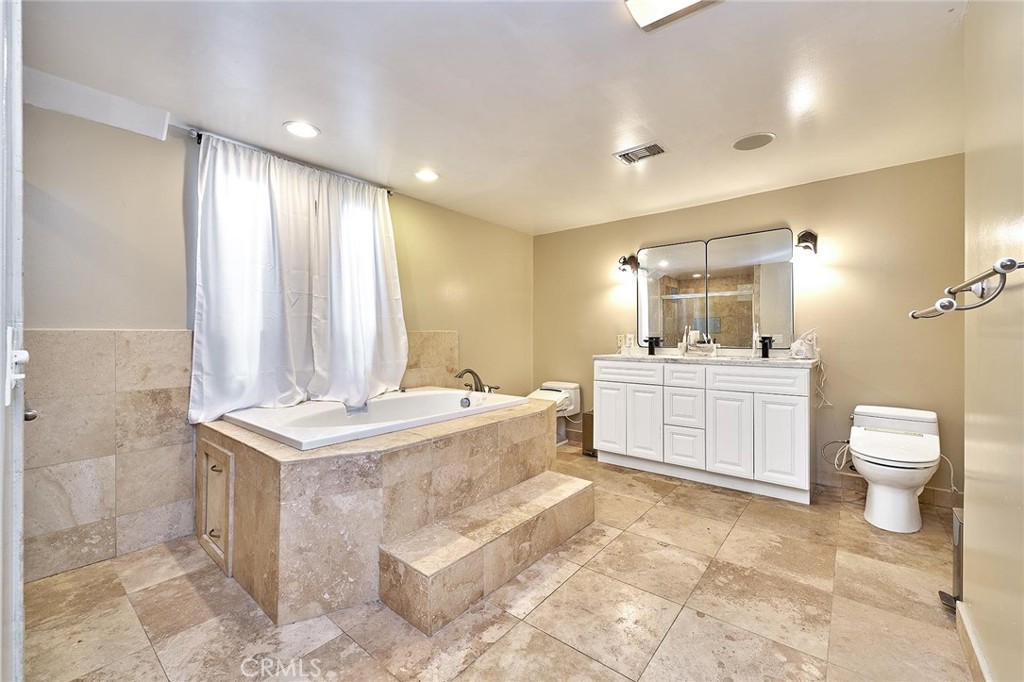 MLS #WS25235049 image #44