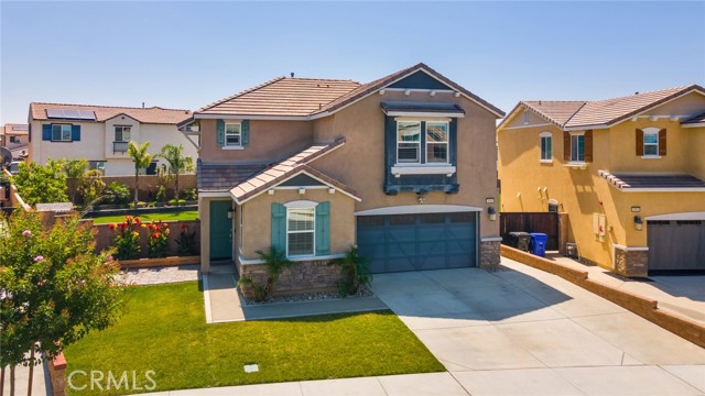 Detail Gallery Image 3 of 30 For 4989 River Ash Way, Fontana,  CA 92336 - 3 Beds | 2/1 Baths