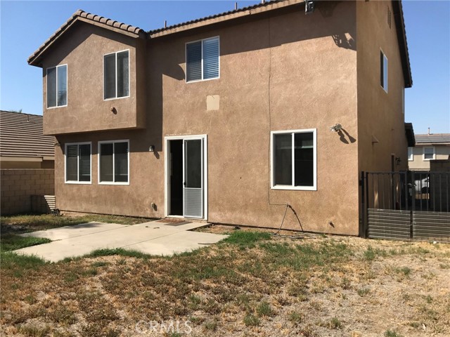 Detail Gallery Image 20 of 22 For 6927 Tailwind Ln, Fontana,  CA 92336 - 4 Beds | 2/1 Baths