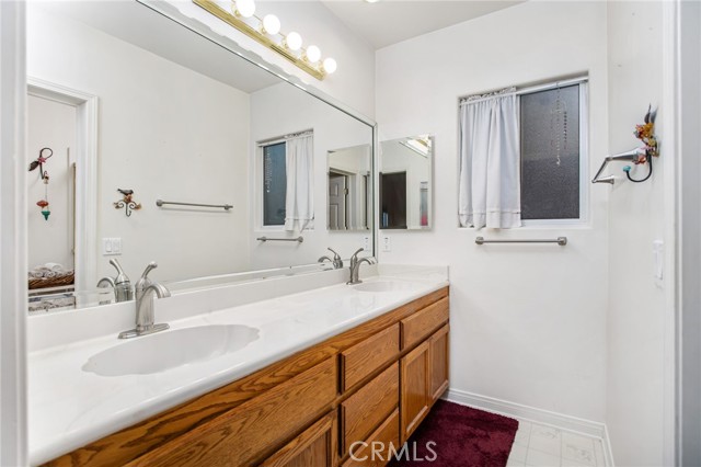 Detail Gallery Image 26 of 55 For 22410 Canyon Lake Dr, Canyon Lake,  CA 92587 - 3 Beds | 2/1 Baths
