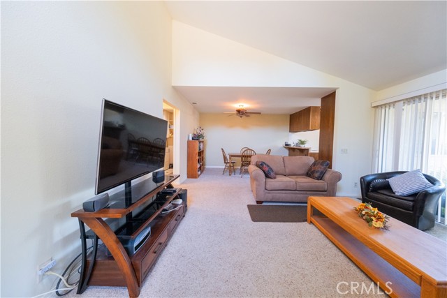 Detail Gallery Image 13 of 37 For 17573 Caminito Caldo, San Diego,  CA 92127 - 2 Beds | 2 Baths