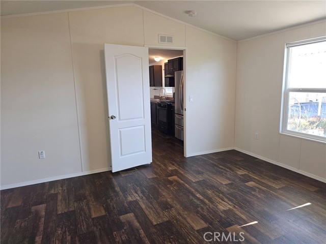 24414 University Avenue, Loma Linda CA: https://media.crmls.org/medias/ae9ca1bd-f696-4a6b-9b31-c3efc1417783.jpg