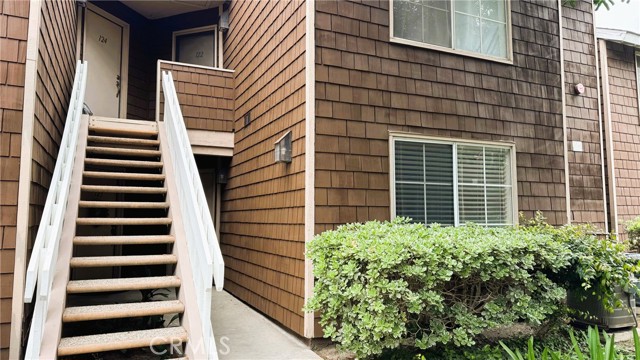 Detail Gallery Image 2 of 9 For 12555 Euclid #121,  Garden Grove,  CA 92840 - 1 Beds | 1 Baths