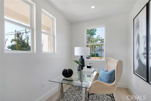 Detail Gallery Image 18 of 19 For 302 Cabrillo St, Costa Mesa,  CA 92627 - 4 Beds | 3 Baths