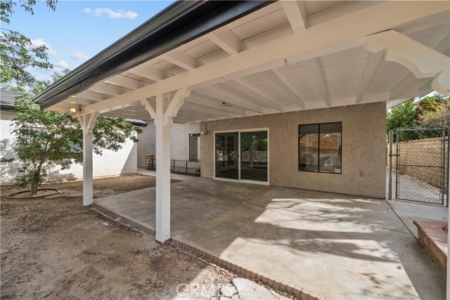 Detail Gallery Image 27 of 38 For 28515 Winterdale, Canyon Country,  CA 91387 - 3 Beds | 2 Baths