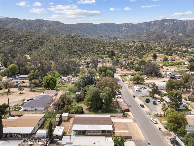 Detail Gallery Image 33 of 41 For 33124 Arbolado Ln, Lake Elsinore,  CA 92530 - 2 Beds | 2 Baths