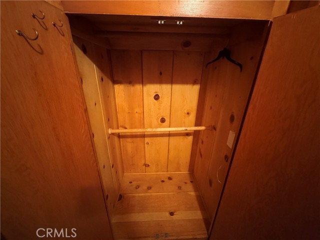 Detail Gallery Image 36 of 57 For 5180 Lone Pine Canyon, Wrightwood,  CA 92397 - 4 Beds | 2 Baths