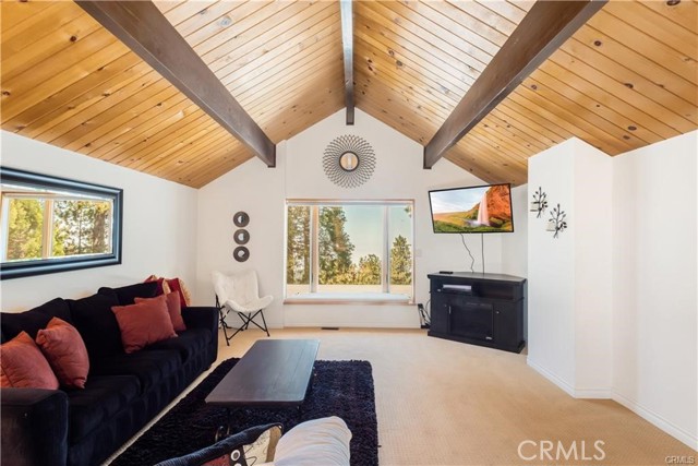 Detail Gallery Image 15 of 39 For 1954 Nob Hill Dr, Running Springs,  CA 92382 - 4 Beds | 2 Baths