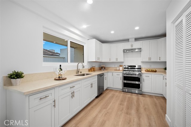 27172 Paseo Burladero, San Juan Capistrano CA: https://media.crmls.org/medias/aea0035d-33d7-4d23-8dd0-f0a2c0e2b809.jpg