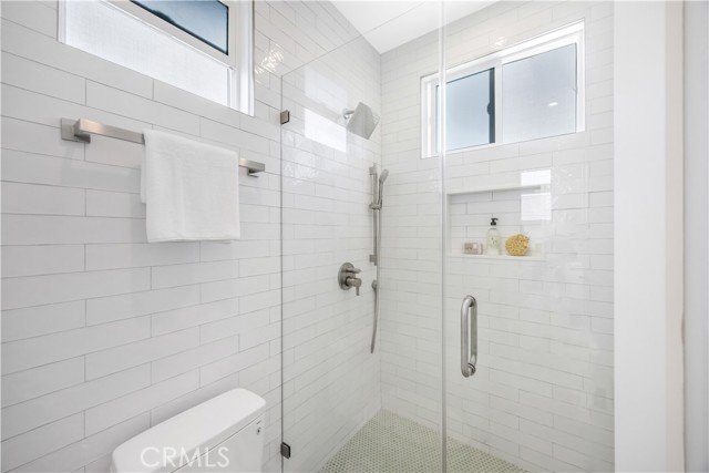 Detail Gallery Image 35 of 52 For 2619 Huntington Ln a,  Redondo Beach,  CA 90278 - 4 Beds | 3/1 Baths