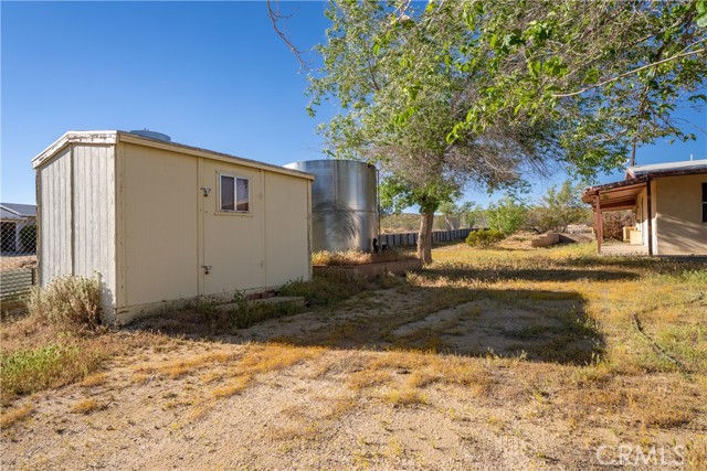 Detail Gallery Image 25 of 35 For 3322 Dawn, Rosamond,  CA 93560 - 4 Beds | 1/2 Baths