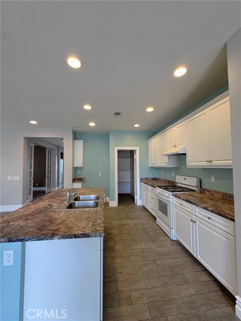 Detail Gallery Image 3 of 22 For 3397 Sequoia Ct, Perris,  CA 92570 - 4 Beds | 3 Baths