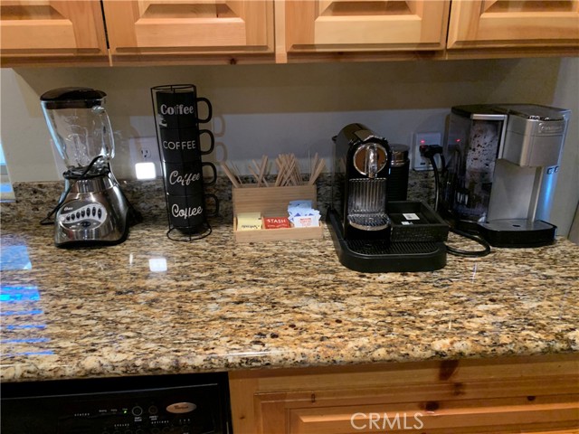 Detail Gallery Image 47 of 65 For 424 Mountainaire Ln, Big Bear Lake,  CA 92315 - 3 Beds | 2 Baths