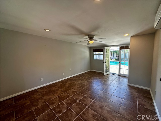 Detail Gallery Image 33 of 36 For 11741 Otsego St, Valley Village,  CA 91607 - 4 Beds | 2/1 Baths