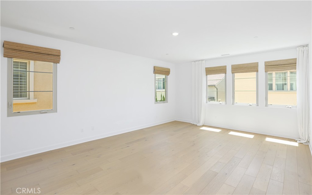 MLS #PW26129076 image #32