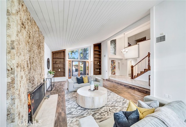 23216 Park Esperanza, Calabasas CA: https://media.crmls.org/medias/aea415ce-6bac-45cf-ae61-ce923092845d.jpg