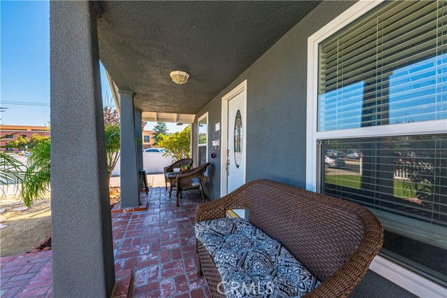 Detail Gallery Image 14 of 45 For 417 N Lamer St, Burbank,  CA 91506 - 5 Beds | 2 Baths