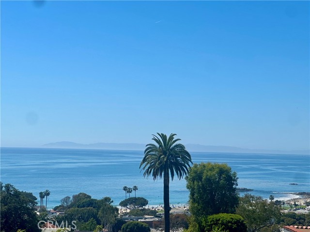 Detail Gallery Image 5 of 37 For 462 Hilledge, Laguna Beach,  CA 92651 - 4 Beds | 3 Baths