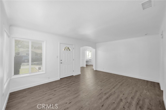 Detail Gallery Image 7 of 37 For 6475 Cerritos, Long Beach,  CA 90805 - 3 Beds | 2 Baths