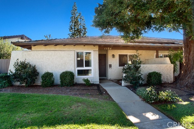 Detail Gallery Image 11 of 17 For 1104 Glenbridge Cir, Westlake Village,  CA 91361 - 2 Beds | 2 Baths