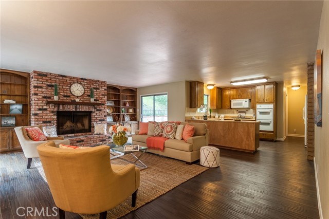 Detail Gallery Image 8 of 27 For 5271 Gould Ave, La Canada Flintridge,  CA 91011 - 3 Beds | 3 Baths