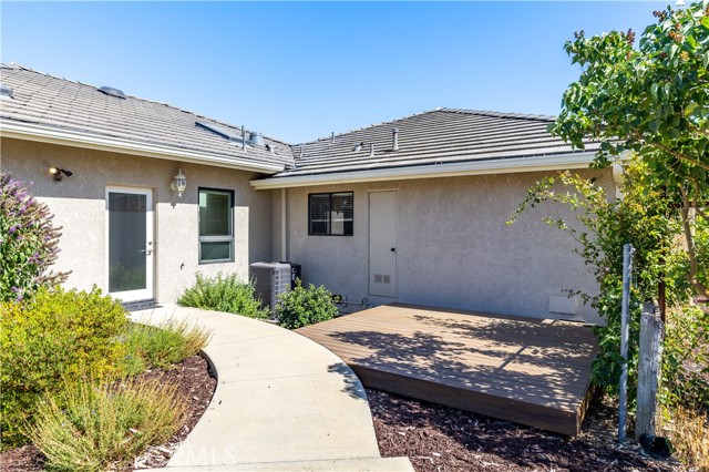 2885 Summer Ranch Road, Paso Robles CA: https://media.crmls.org/medias/aea554f1-dbe7-4bac-b8b0-0a18107f4297.jpg