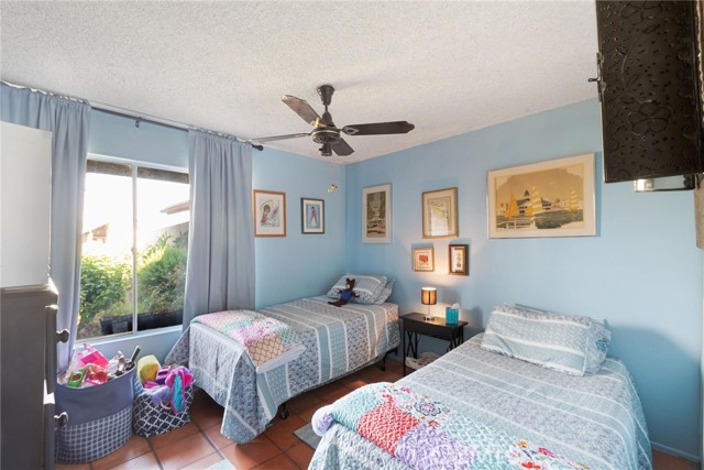 Detail Gallery Image 22 of 26 For 1302 Turquoise Dr, Corona,  CA 92882 - 4 Beds | 2 Baths