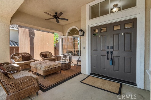 Detail Gallery Image 5 of 74 For 40071 via Espana, Murrieta,  CA 92562 - 5 Beds | 3 Baths