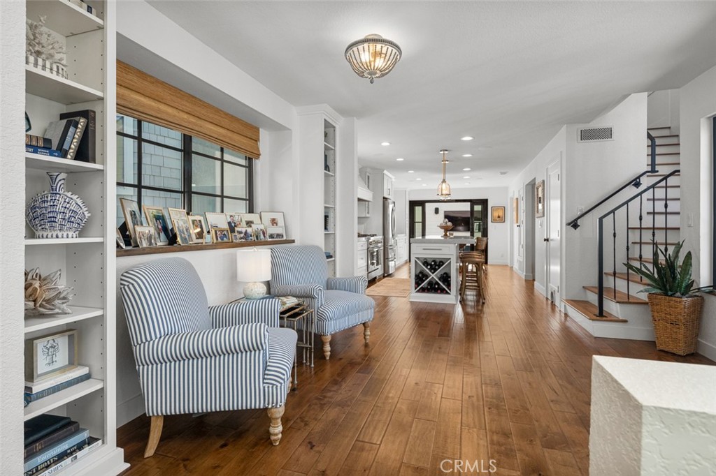 Aea61979 960e 44a2 B829 15a180271593