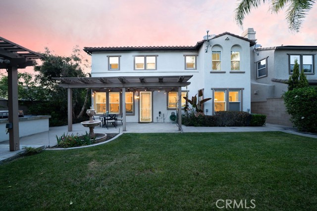 26 Upland, Irvine CA: https://media.crmls.org/medias/aea690b6-0adb-48a0-b001-e956c1dbf42f.jpg