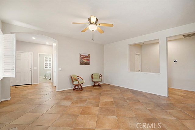 Detail Gallery Image 9 of 51 For 28514 Oasis View Cir, Menifee,  CA 92584 - 2 Beds | 2 Baths