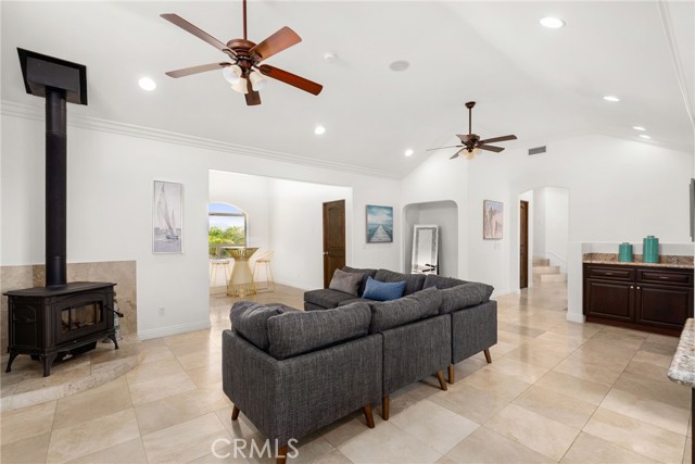 Detail Gallery Image 28 of 66 For 39625 Calle Cabernet, Temecula,  CA 92591 - 8 Beds | 6/3 Baths