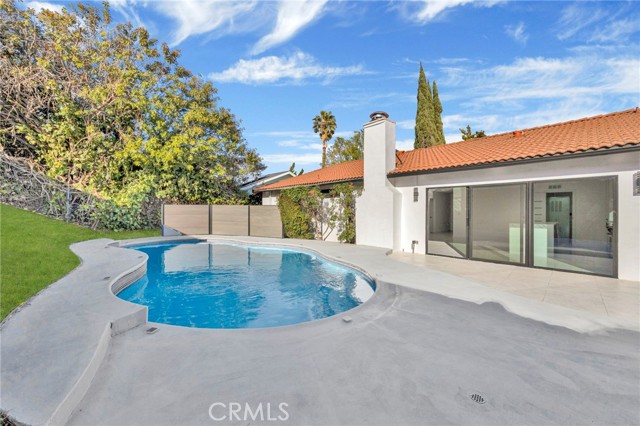 12765 Meadowlark Avenue, Granada Hills, California 91344, 4 Bedrooms Bedrooms, ,2 BathroomsBathrooms,Single Family Residence,For Sale,Meadowlark,BB25026436