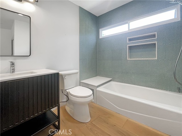 2252 Verde Oak Drive, Los Angeles CA: https://media.crmls.org/medias/aea7430d-2b49-4e05-b23a-6c41e1fd075c.jpg