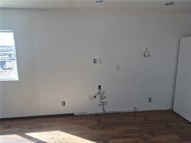 Detail Gallery Image 3 of 10 For 7348 Chocco Rd, Big River,  CA 92242 - 1 Beds | 2 Baths