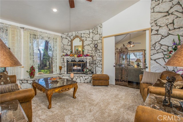 Detail Gallery Image 8 of 56 For 435 W Indian School Ln, Banning,  CA 92220 - 4 Beds | 3 Baths