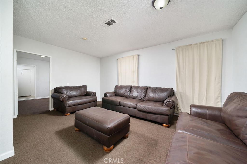 Aea95C6F E3F1 4Ff5 B65F F7D05Bca104C 838 W Valley Boulevard, Bloomington, Ca 92316 &Lt;Span Style='BackgroundColor:transparent;Padding:0Px;'&Gt; &Lt;Small&Gt; &Lt;I&Gt; &Lt;/I&Gt; &Lt;/Small&Gt;&Lt;/Span&Gt;