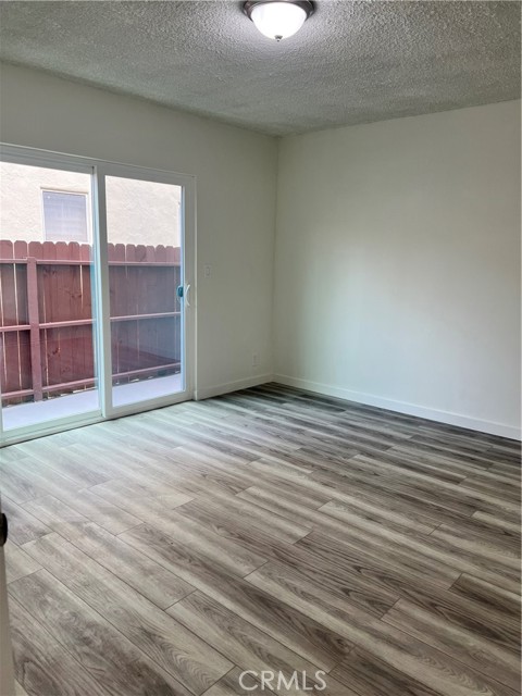 859 S Shenandoah Street, Los Angeles CA: https://media.crmls.org/medias/aeaa0522-7093-42f8-b2e0-5d7f1de8c9bc.jpg