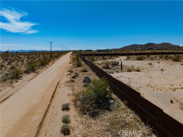 Image 17 of 24 For 424 Ducor Avenue