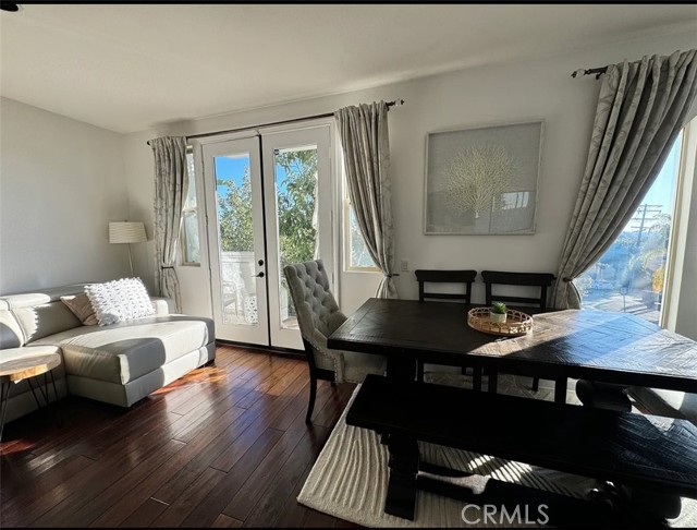 Detail Gallery Image 8 of 19 For 1742 Grand Ave #7,  Long Beach,  CA 90804 - 3 Beds | 3/1 Baths