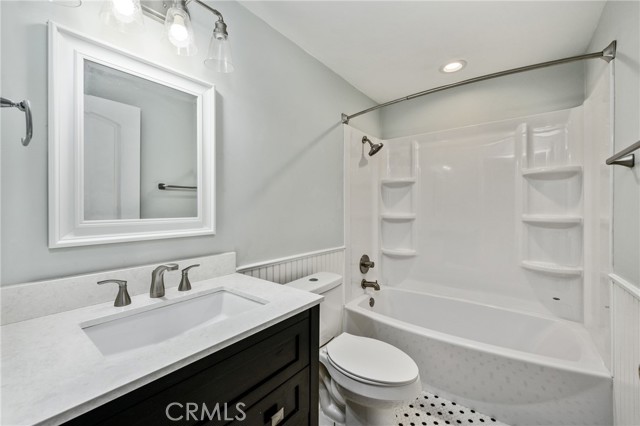 Detail Gallery Image 11 of 11 For 255 S Vista Del Monte, Anaheim,  CA 92807 - 3 Beds | 2/1 Baths