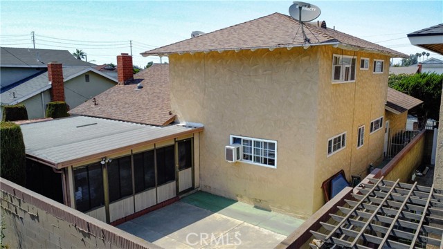 1702 E Bach Street, Carson CA: https://media.crmls.org/medias/aeaaa7a5-017f-49d5-a7ad-ed33a6d98d61.jpg